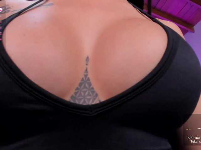 Екранни снимки на излъчване KatieNolan