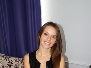 Еротичен видео чат MissJoliSourire