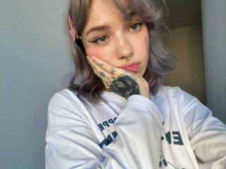 Еротичен видео чат KatrinUwU