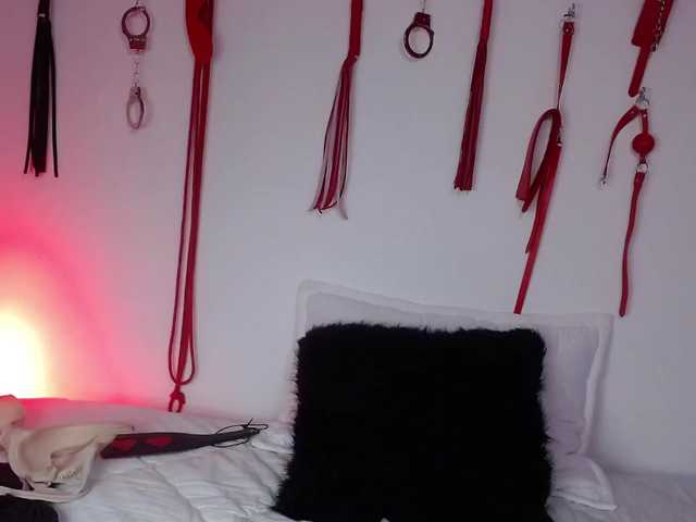 Екранни снимки на излъчване katyliving