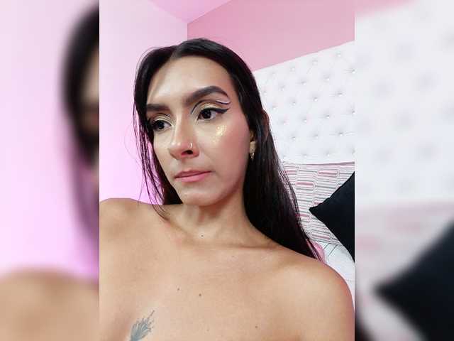 Снимки KelsyMoore Tell me your wildest thoughts and let´s have fun together playing with this hot colombian body . FULL NAKED + BLOWJOB AT @remain