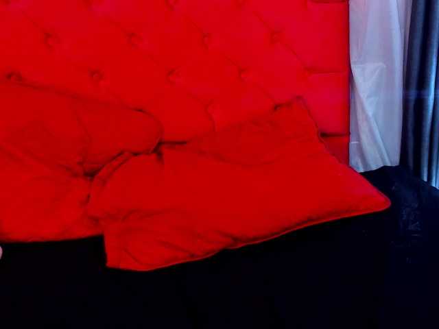 Екранни снимки на излъчване KendallJohns