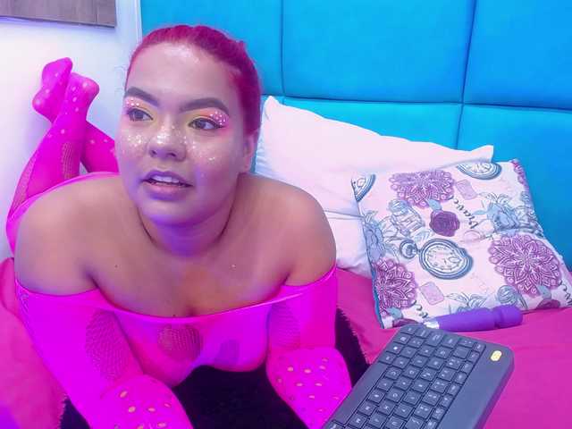 Екранни снимки на излъчване KendraW03