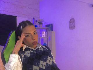 Еротичен видео чат Khaleesi-dragon