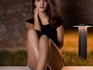 Еротичен видео чат Khloestahr