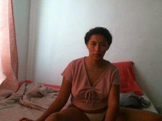 Еротичен видео чат Kiitty-doll1