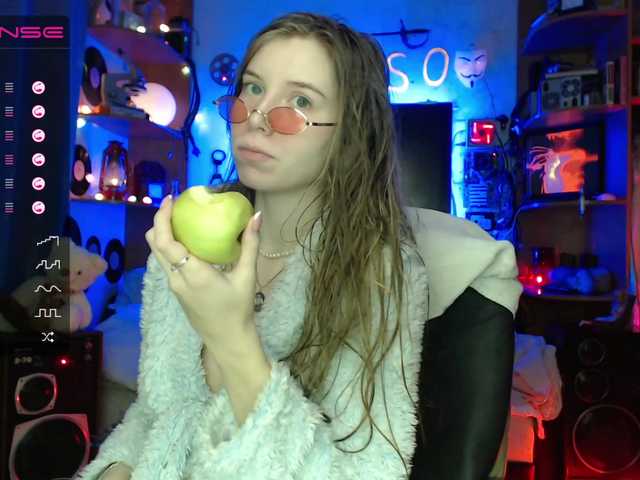 Екранни снимки на излъчване KiKas__so