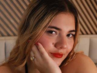 Еротичен видео чат kiky-mei