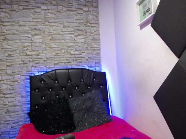 Екранни снимки на излъчване kim-lips