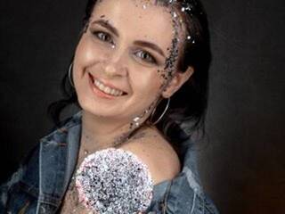 Еротичен видео чат Kira2000arik