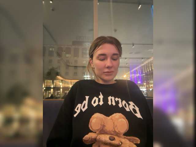 Екранни снимки на излъчване kiralove_