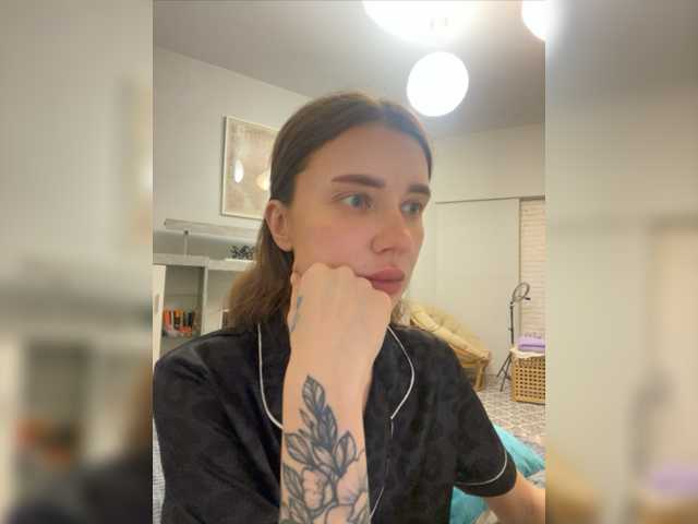 Екранни снимки на излъчване kiralove_