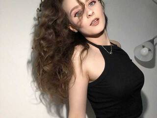 Еротичен видео чат KisaraSims01