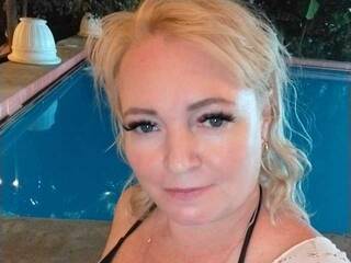 Еротичен видео чат KiskaLeila