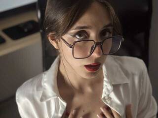 Еротичен видео чат kit-katt