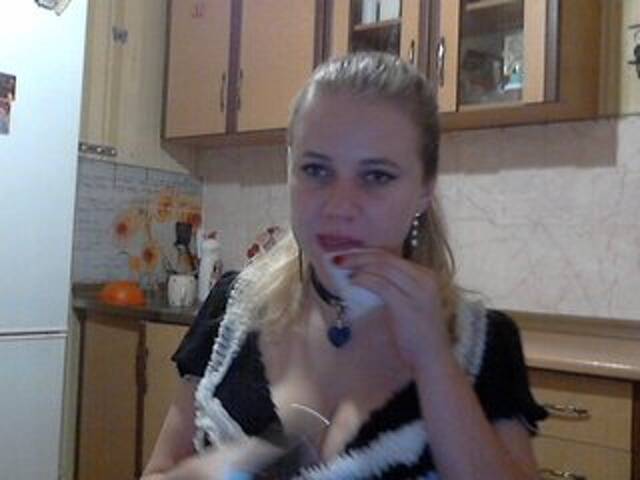 Екранни снимки на излъчване KittenLedy