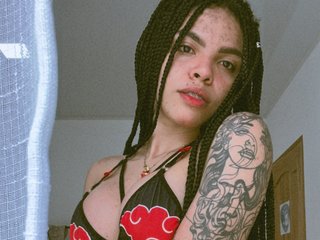 Еротичен видео чат Kittyaikoo