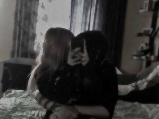 Еротичен видео чат KittyColorfull