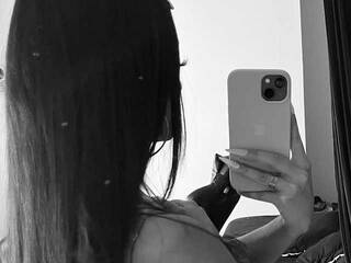 Еротичен видео чат kittymonet