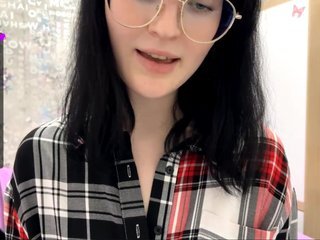 Еротичен видео чат KittyNolick