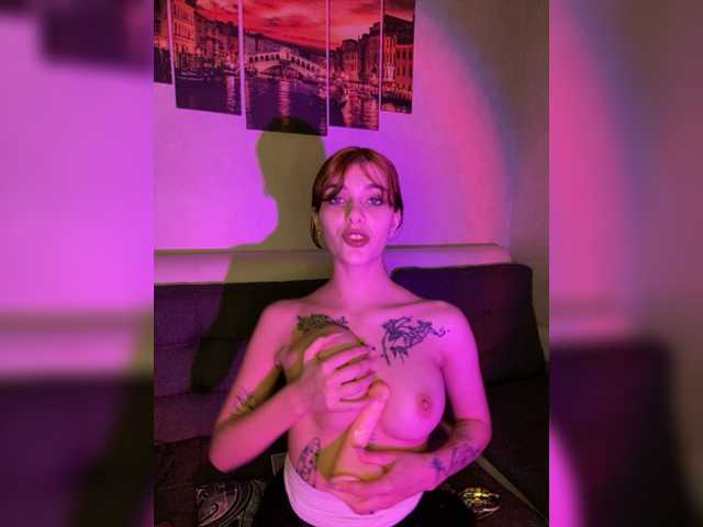 Екранни снимки на излъчване Mrs_Kkates