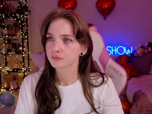 Екранни снимки на излъчване KOTTYAA