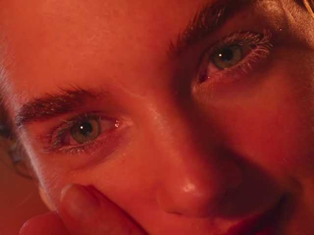 Екранни снимки на излъчване KOTTYAA