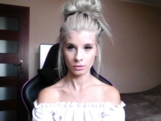 Еротичен видео чат KristineNatural