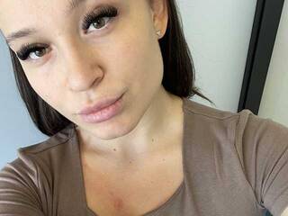 Еротичен видео чат kristinkasiii