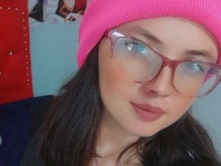 Еротичен видео чат KrystalAdams