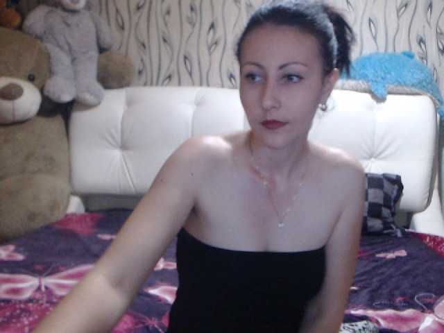 Екранни снимки на излъчване KRYSTYANAtheo
