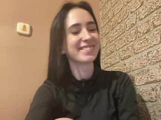 Еротичен видео чат Hikikomori27