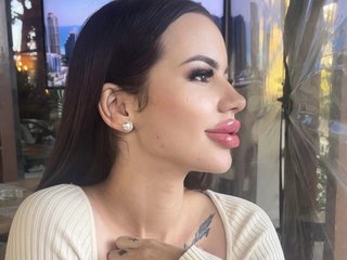 Еротичен видео чат Kyliejo18