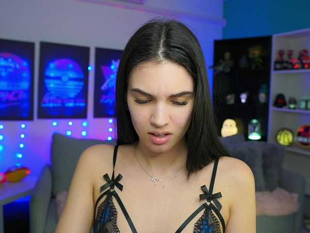 Снимки KylieQuinn018 I have to ask guys from america pls help me with some answer to me :) MAKE ME SQUIRT #teen #squirt #anal #dildo #18 Lovense Lush