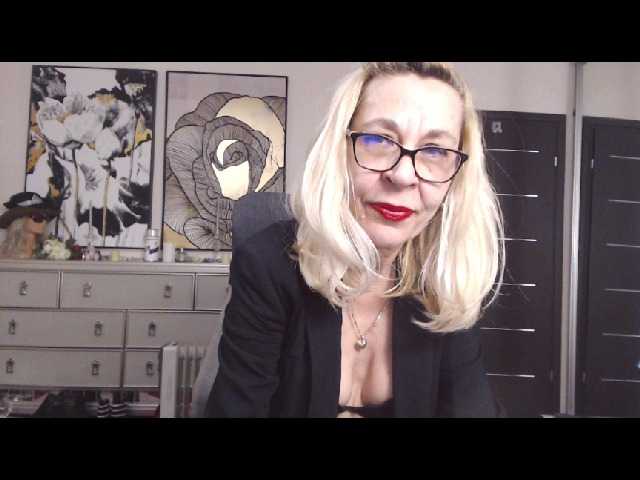 Екранни снимки на излъчване LadyAnais