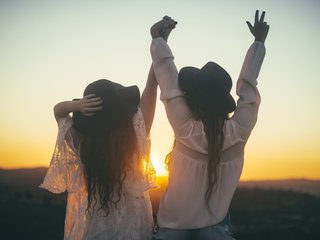 Еротичен видео чат Electriceve