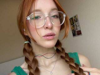 Еротичен видео чат LALECZKAMII