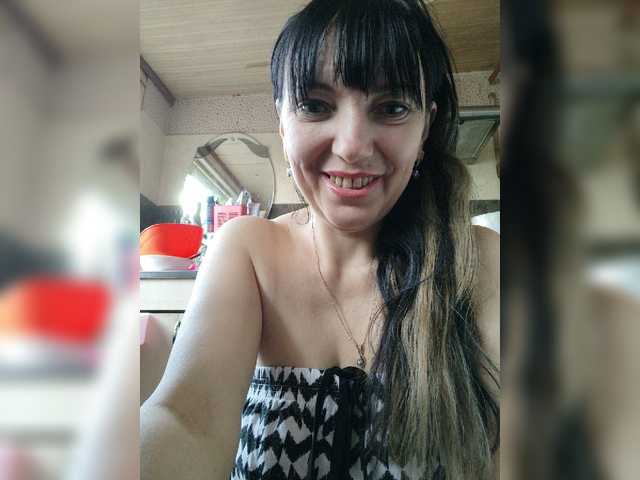 Екранни снимки на излъчване ProstoLolkaXXX