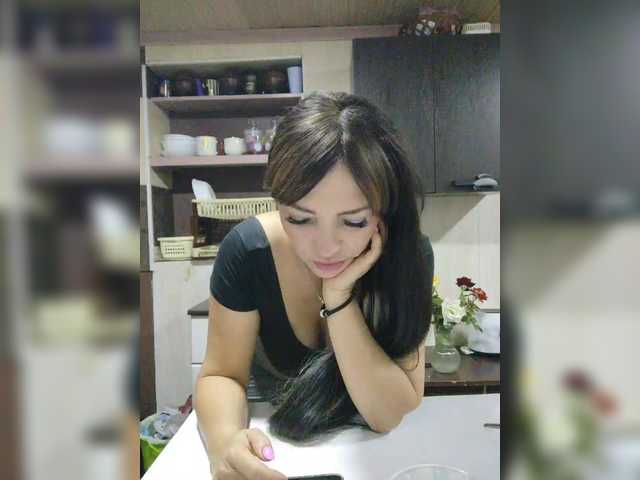 Екранни снимки на излъчване ProstoLolkaXXX