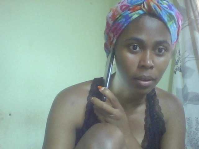 Екранни снимки на излъчване Annahbelle