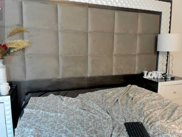 Екранни снимки на излъчване LannaRouse