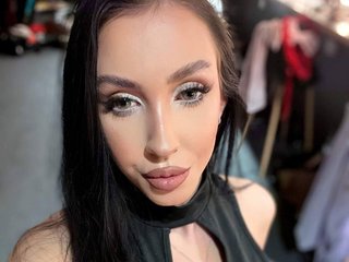 Еротичен видео чат LaraSLR