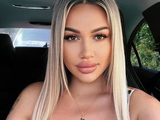 Еротичен видео чат LeraDXB