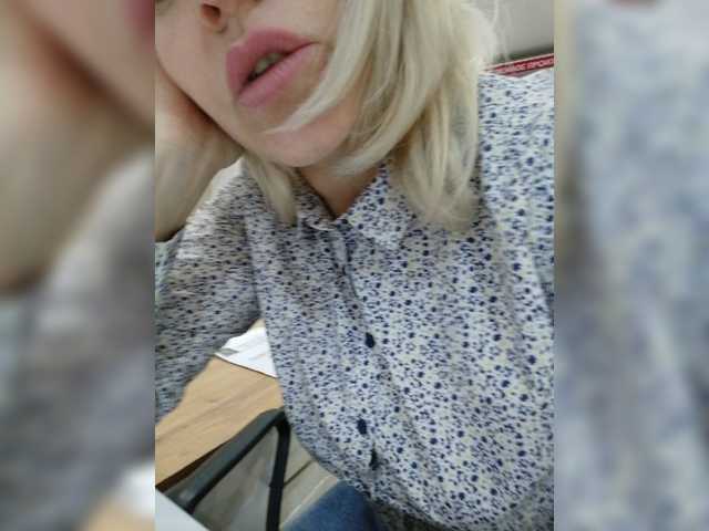 Снимки Lesya_sweet Приветствую Вас у меня в эфире❤ Ловенс от 2 Тк. любимая скорость 11Тк 21Тк и тд