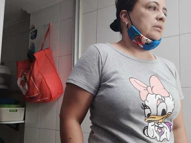 Екранни снимки на излъчване chicafresita