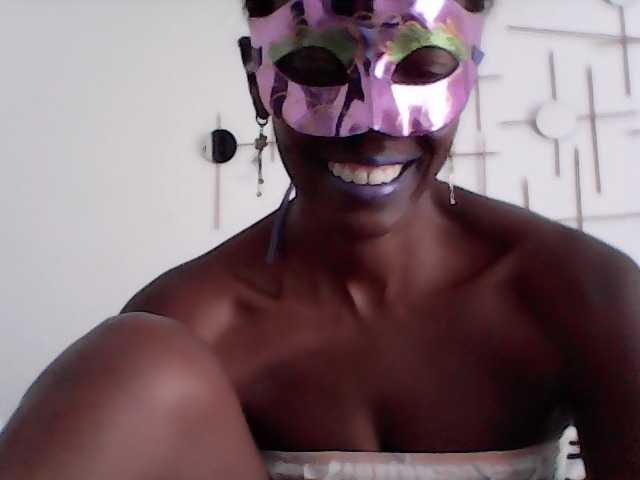 Екранни снимки на излъчване latinmariposa