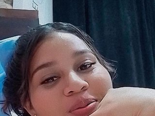 Еротичен видео чат LauraBree