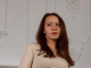 Еротичен видео чат LauraEllins