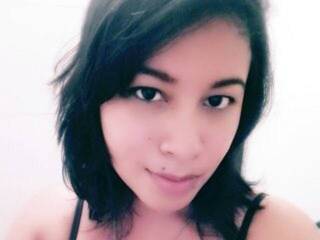 Еротичен видео чат LauraHawkes