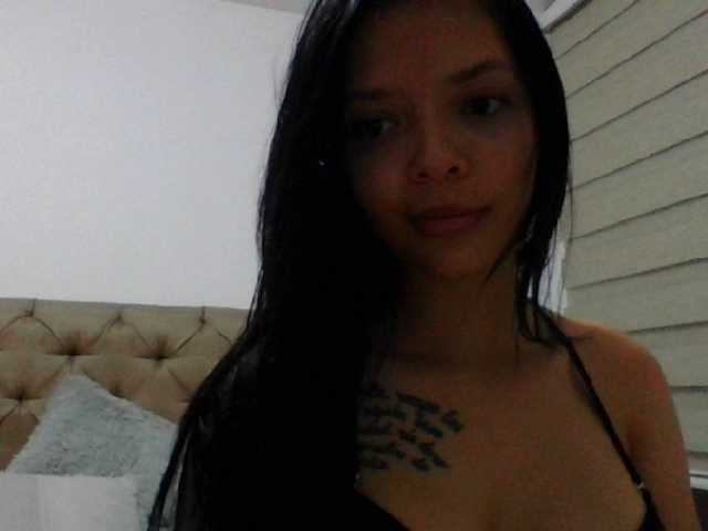 Снимки laurajurado welcome to me room. im laura tell meI am to please you in every way ..300 sexy strip naked. PVT ON